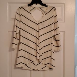 ❤ $4/$20 WHBM sz S cream 3/4 sleeve